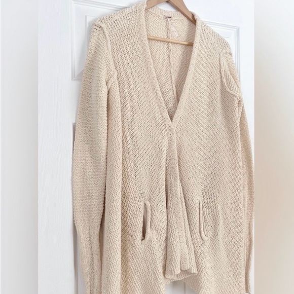 Free People Shark Bite Cardigan Sweater Size S - Picture 7 of 9